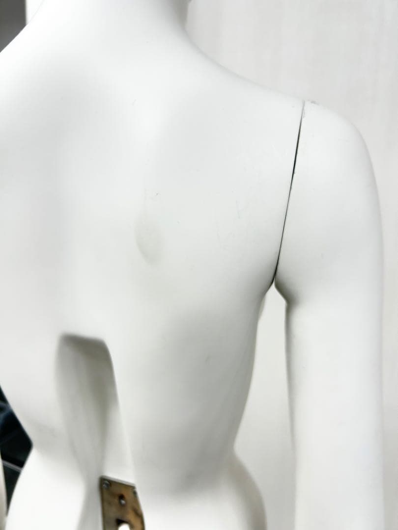 【超美品】 婦人全身マネキン ホワイト 腰受け 足受け ベース2種付き