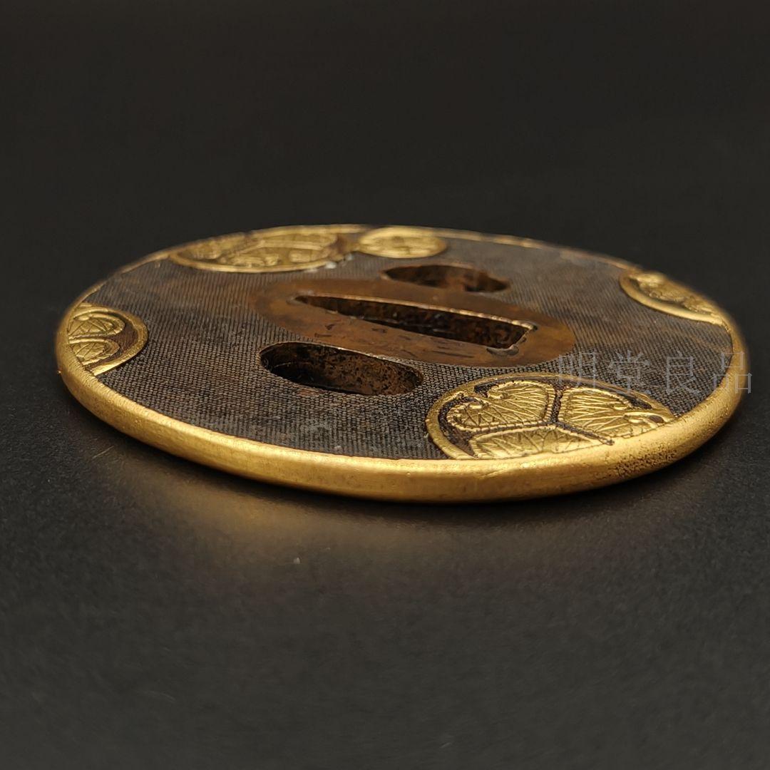 日本刀装具　家紋の図　三つ葉葵　刀鍔　銅地　細工　絵金銀　鍔　刀剣美術　武道具