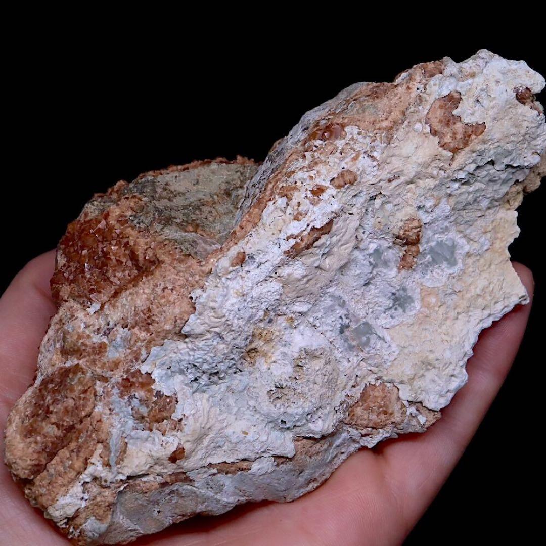 希少！アンドラダイト ガーネット トレモライト 柘榴石 380g AND128