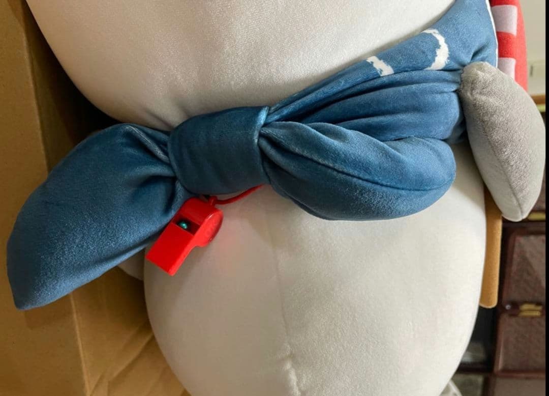 おでかけ子ザメ むにゅぐるみ特大 駅長風 新品