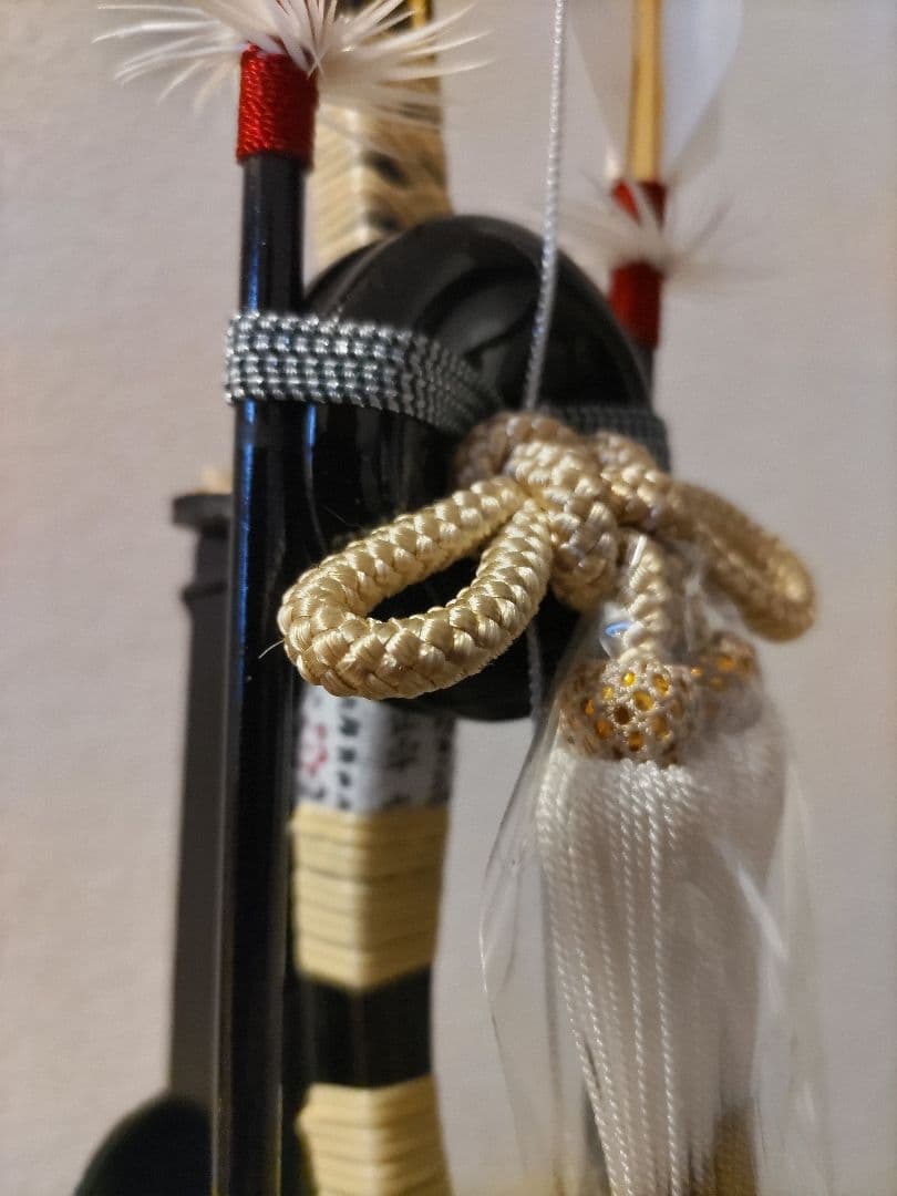 弓と刀オブジェ　弓太刀飾　上杉謙信