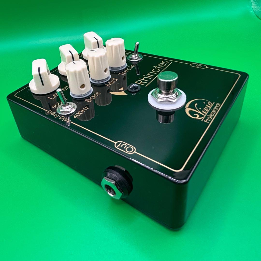 Vivie Rhinotes スイッチハット＆台座付き