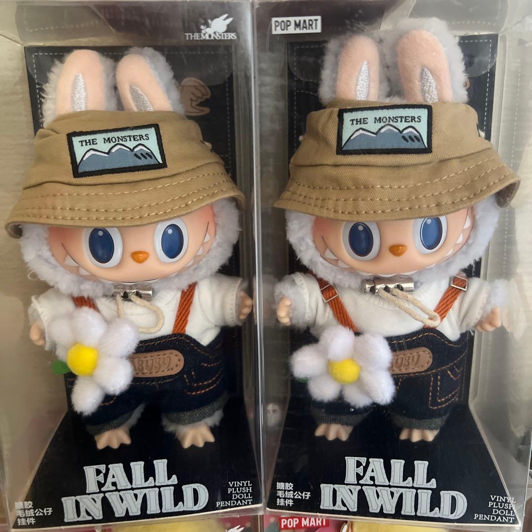 THE MONSTERS FALL IN WILD ビニールフィギュア