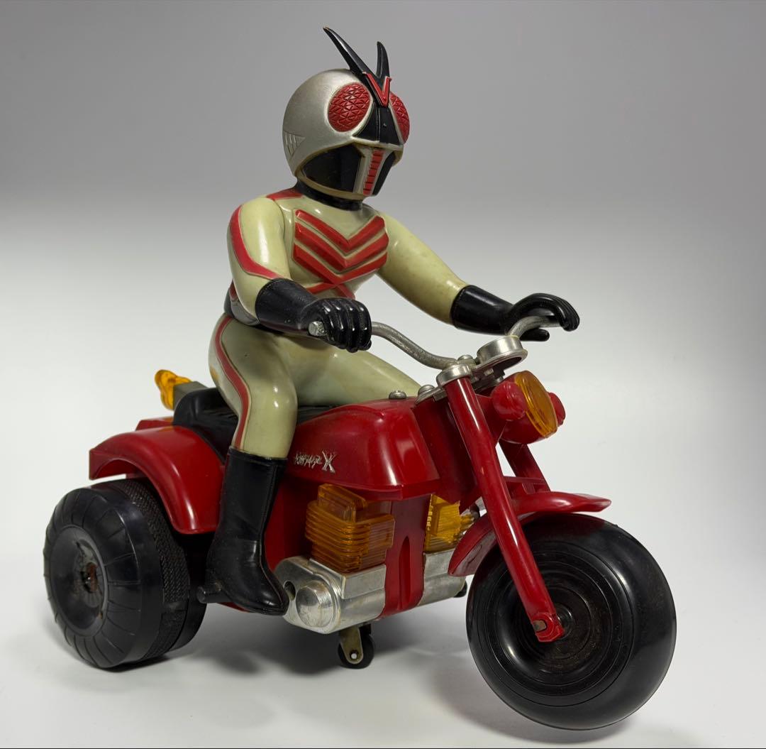 ナ*キ様 電動スピンアクション 仮面ライダーX サイクル