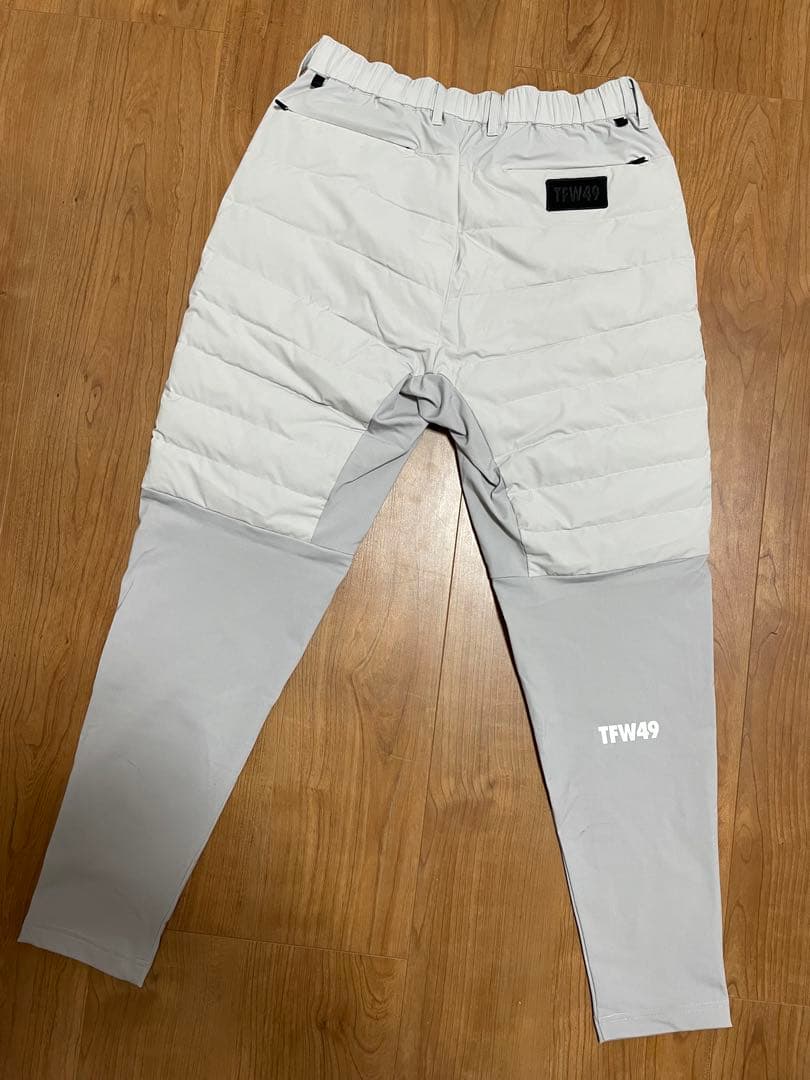 定価4.2万　TFW49 ダウンパンツ　グレー　S ゴルフ　防寒