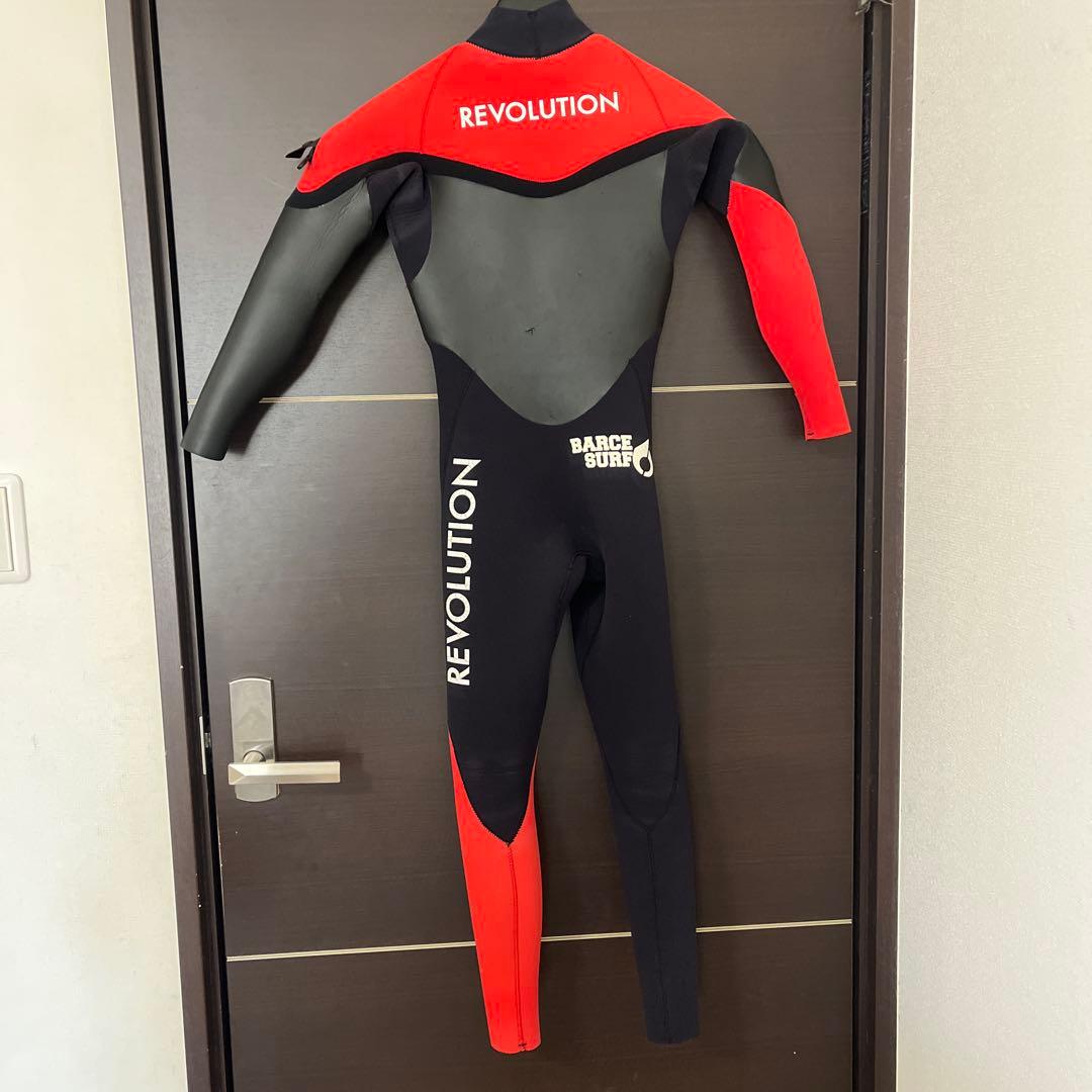 キッズフルスーツ　REVOLUTIONセミドライスーツ