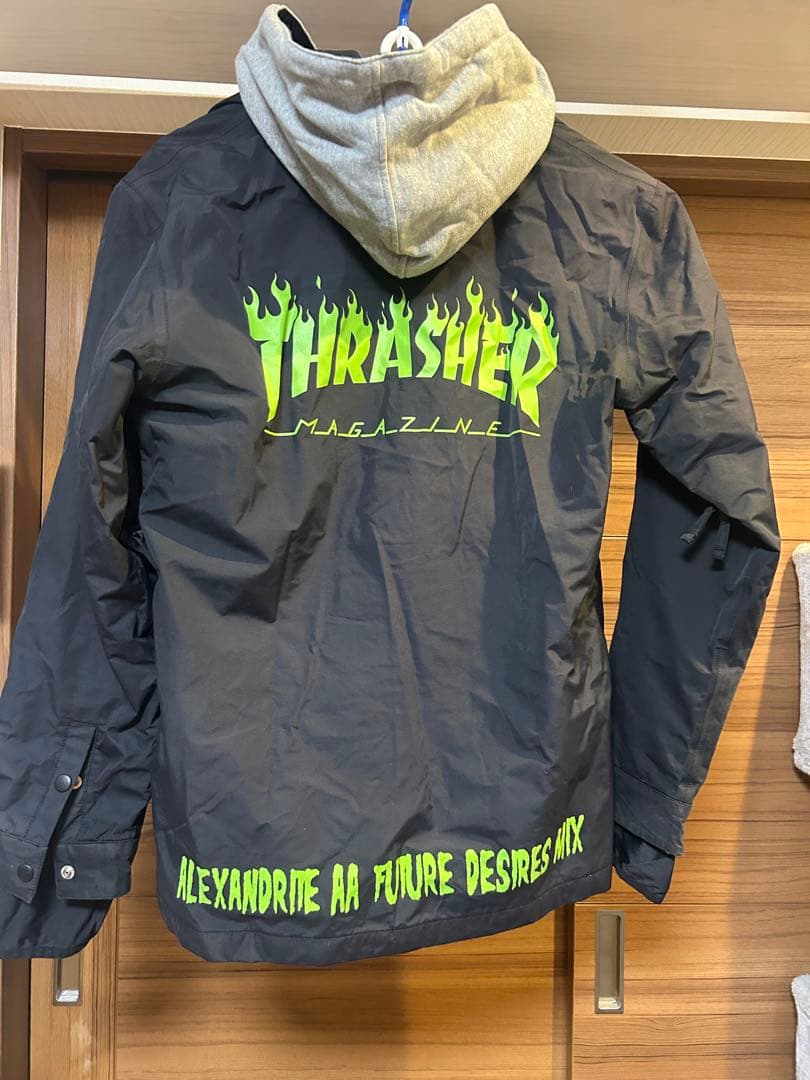 THRASHER スノボーウェア