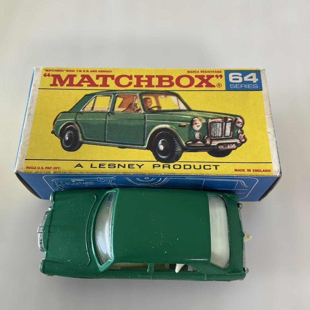 ミニカー　マッチボックス　64 MG.1100