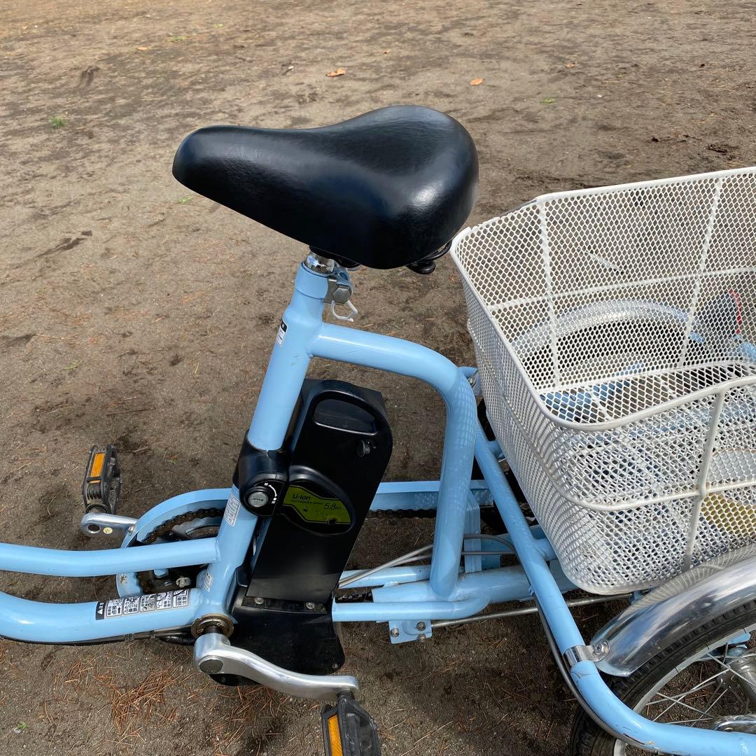 アシスト付き3輪車 手渡し希望です 場所は 神奈川県相模原市南区です