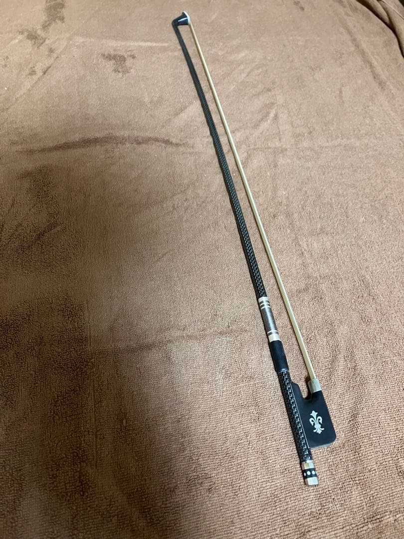 バイオリン弓 カーボンファイバー製 フルール・ド・リス