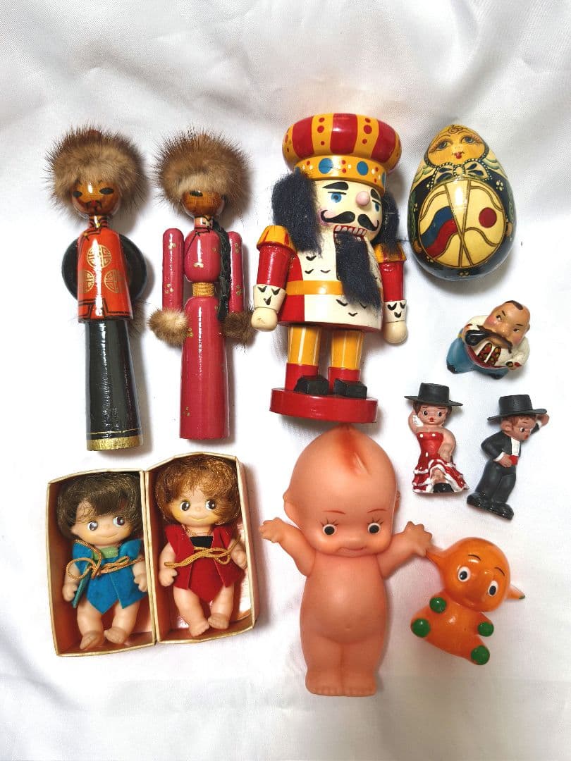 昭和レトロ人形 11点 まとめ ソフビ キューピー くるみ割り人形 こけし 異国