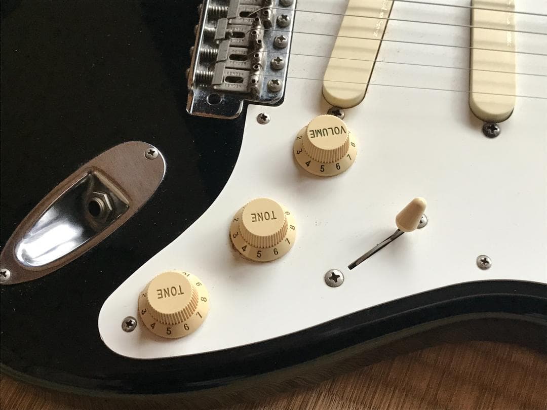 fender ストラトキャスターEシリアル ブラッキー・エリック・クラプトン