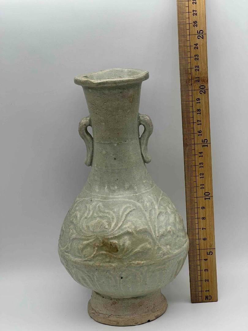 北宋時代　青白磁刻花牡丹文双耳瓶　景徳鎮　影青　唐物　古賞物(E-76)