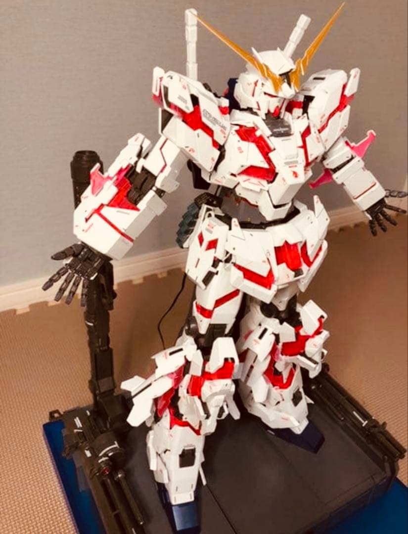 PG ユニコーンガンダム　完成品　無塗装