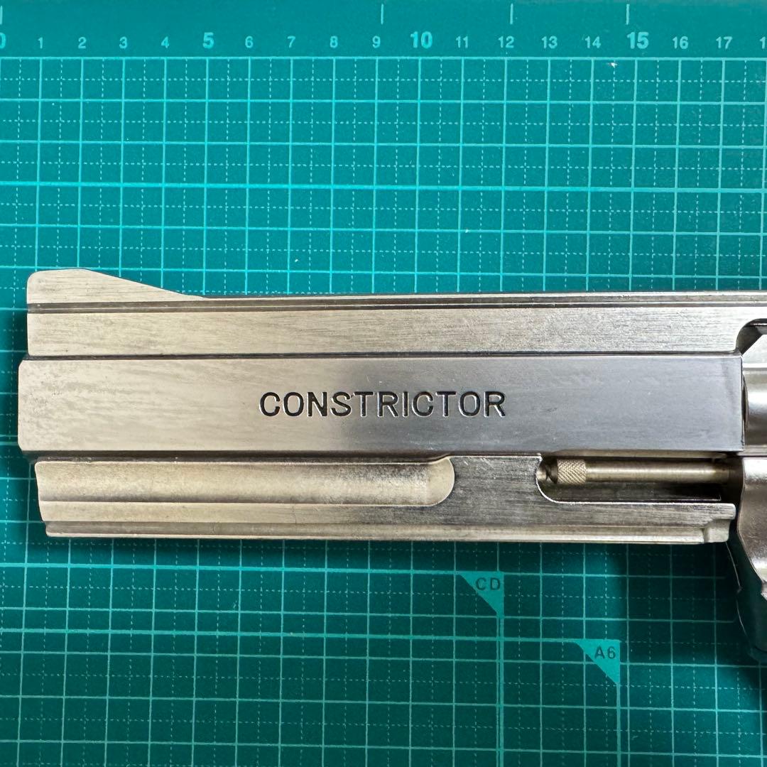 MARUSHIN CONSTRICTOR 8mmBB リボルバー　ガスガン