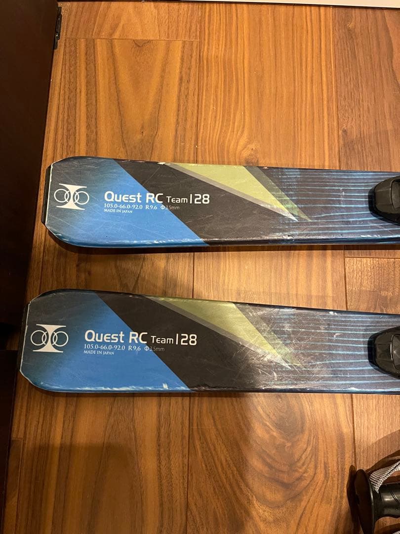 HART QUEST RC 子供用スキー板 128㎝　ストック90㎝ 2点セット