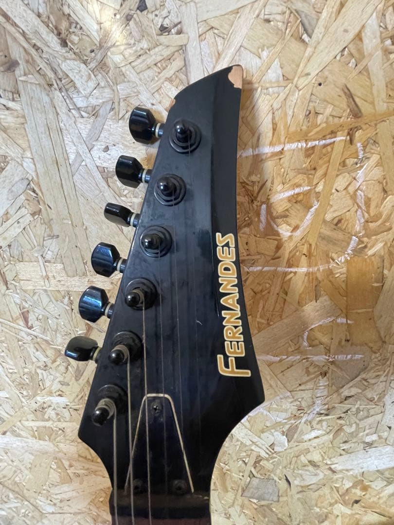 FERNANDES フェルナンデスFGZ-400 エレキギター　ケース付き