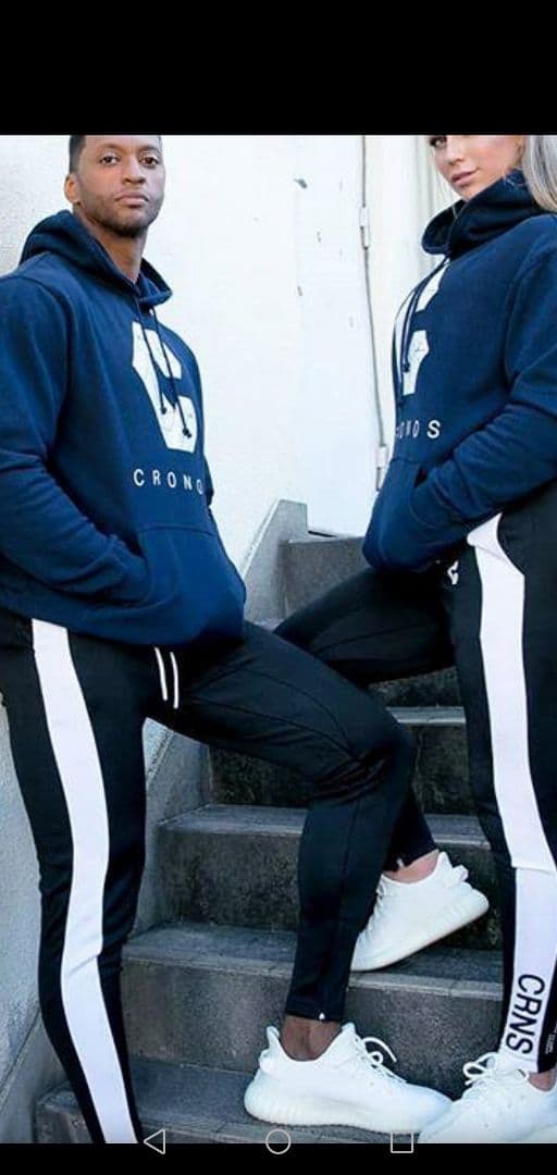 希少❗クロノスCRONOS パーカー！