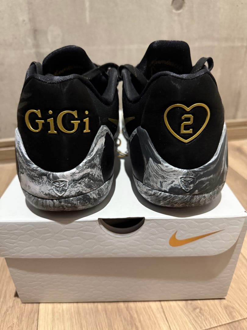 シューズ(男性用) KOBE 9 elite low protro EM mambacita