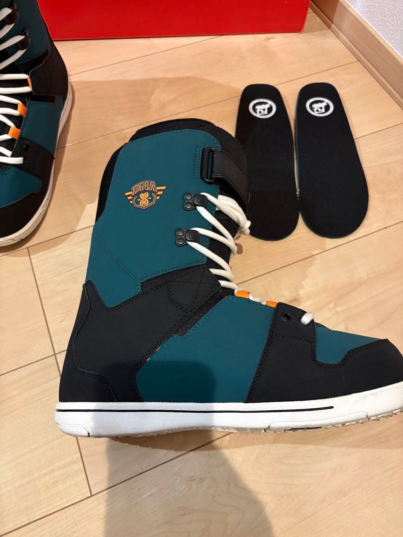 DEELUXE DNA スノーボードブーツ