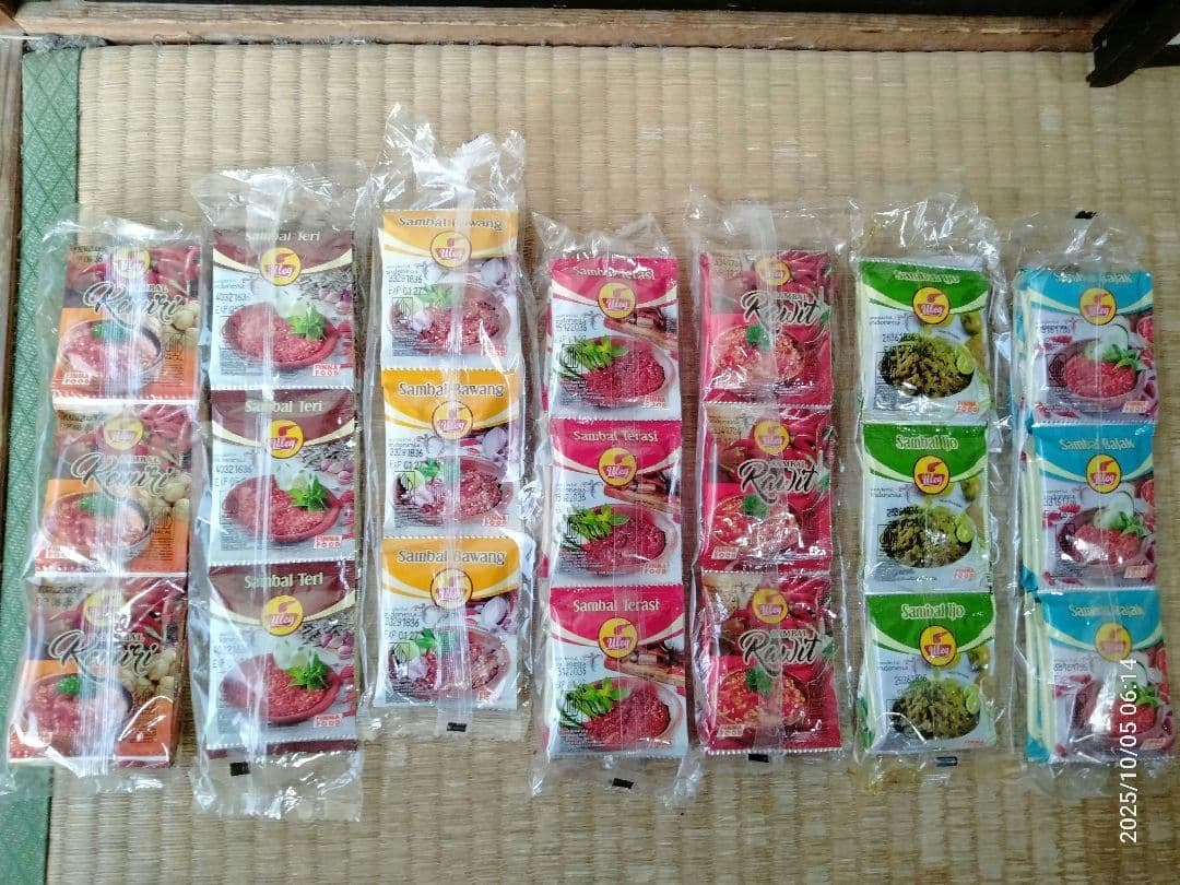 7種類のULEG・サンベルの風味 & サンベル Bamboe Terasi