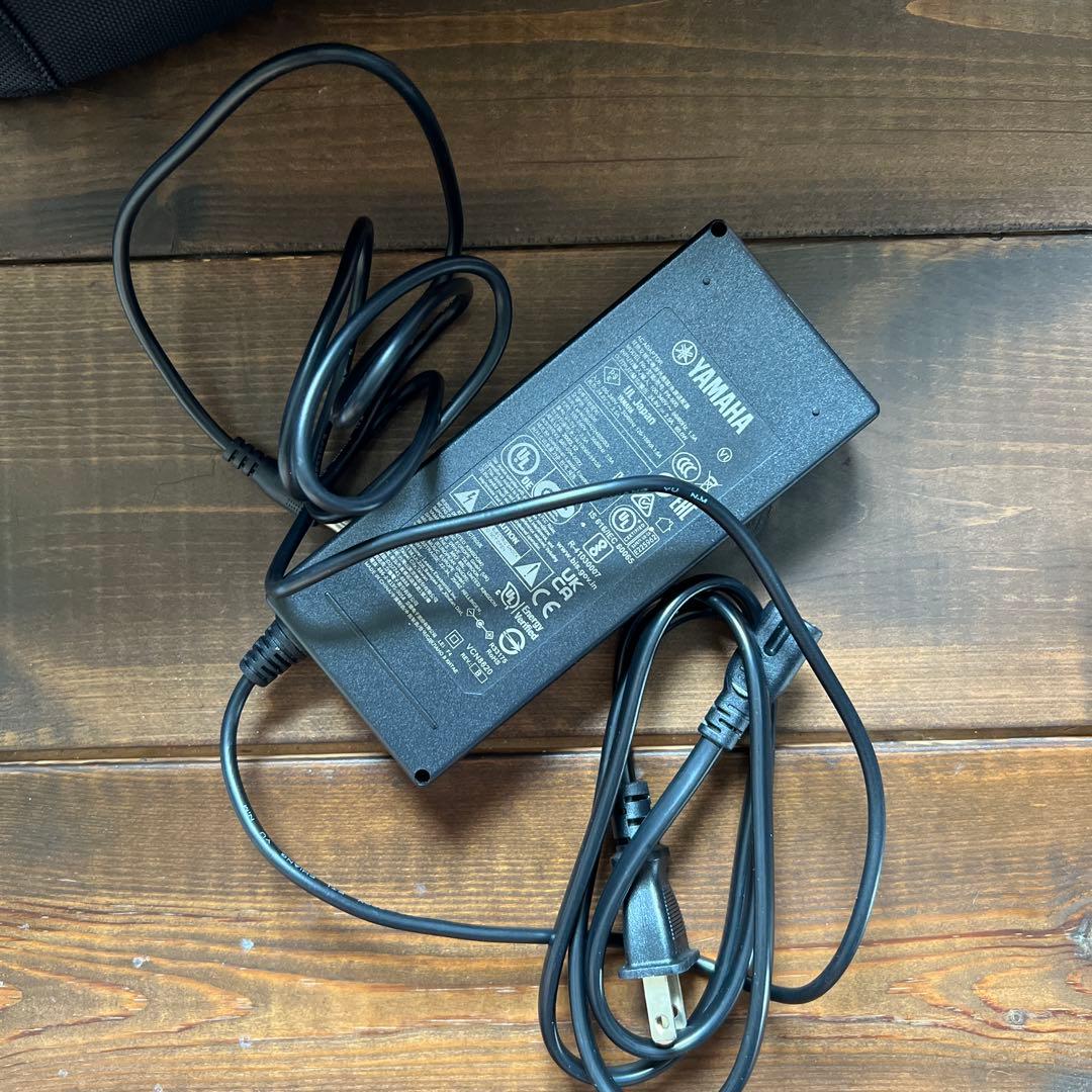 Yamaha STAGEPAS 100 別売りケース付き