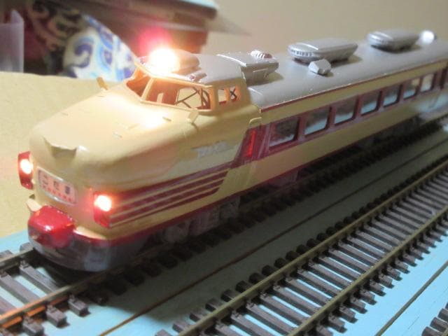 国鉄151系　特急形電車「こだま」３両セット　HOゲージ　金属製・メーカー不詳