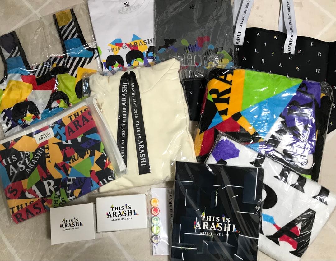 嵐　This is ARASHIライブグッズ　12点まとめ売り