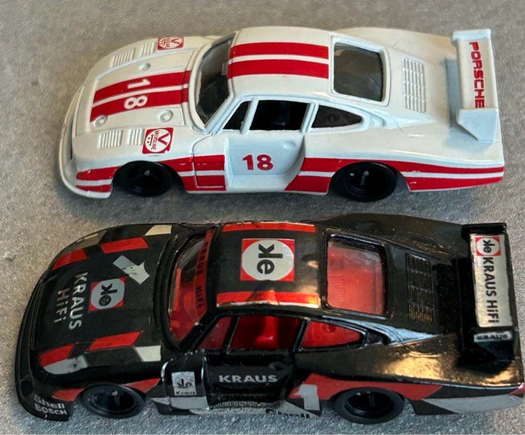トミカ ポルシェ 935-78ターボ 2台セット