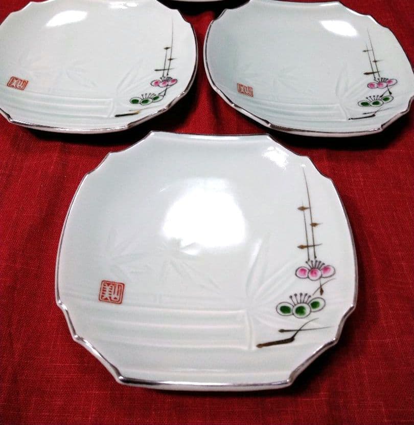 ♥希少なレア品コレクション品♥貴重な６０年前ヴィンテージ♥九谷焼【美山窯】4中皿