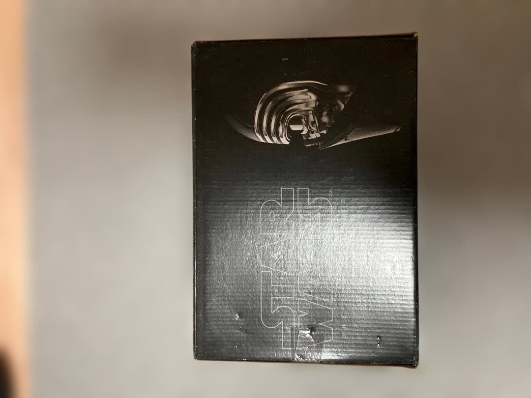 ハズブロ STAR WARS ブラックシリーズ カイロ・レン ボイスチェンジャー