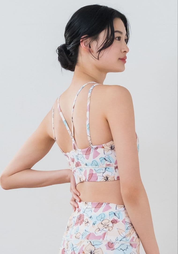 新品未使用　SUKALA　フラワーセパレートタンクトップ　ヨガ　ウェア M