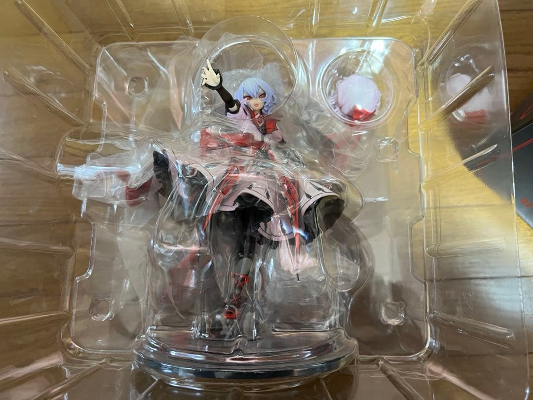 【値下中】キューズQ 東方project 紅魔城伝説　レミリア　フィギュア