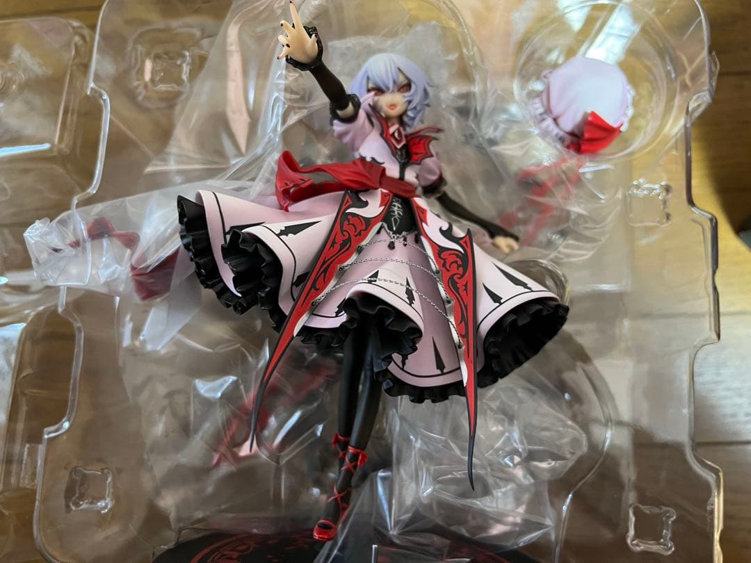 【値下中】キューズQ 東方project 紅魔城伝説　レミリア　フィギュア