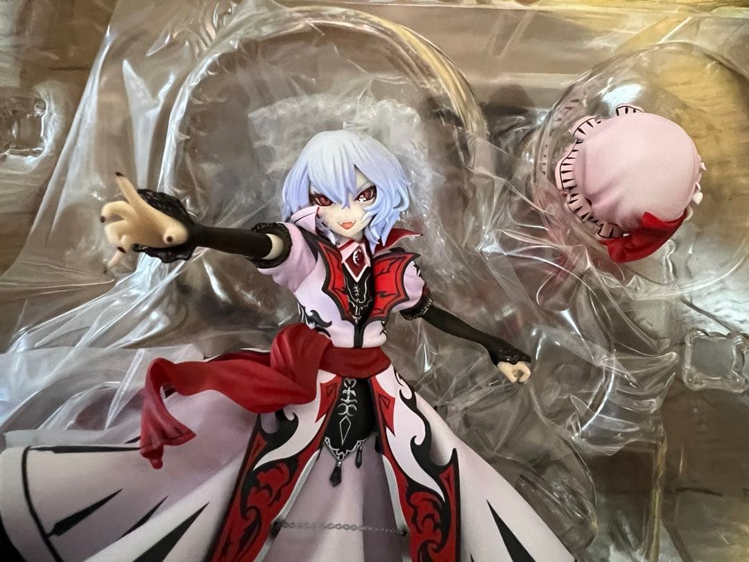 【値下中】キューズQ 東方project 紅魔城伝説　レミリア　フィギュア