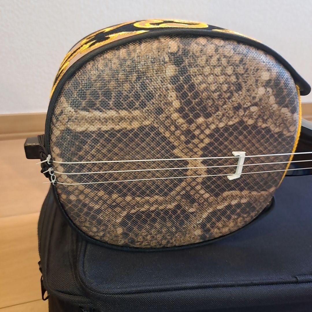 【美品】三線 沖縄 教本 付属品 初心者 人工皮 蛇革 蛇皮 和楽器
