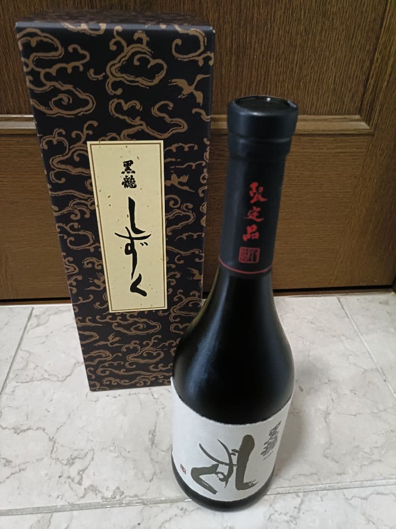 黒龍 しずく 　720ml 　 製造年月: 【2025年10月】　秋最新