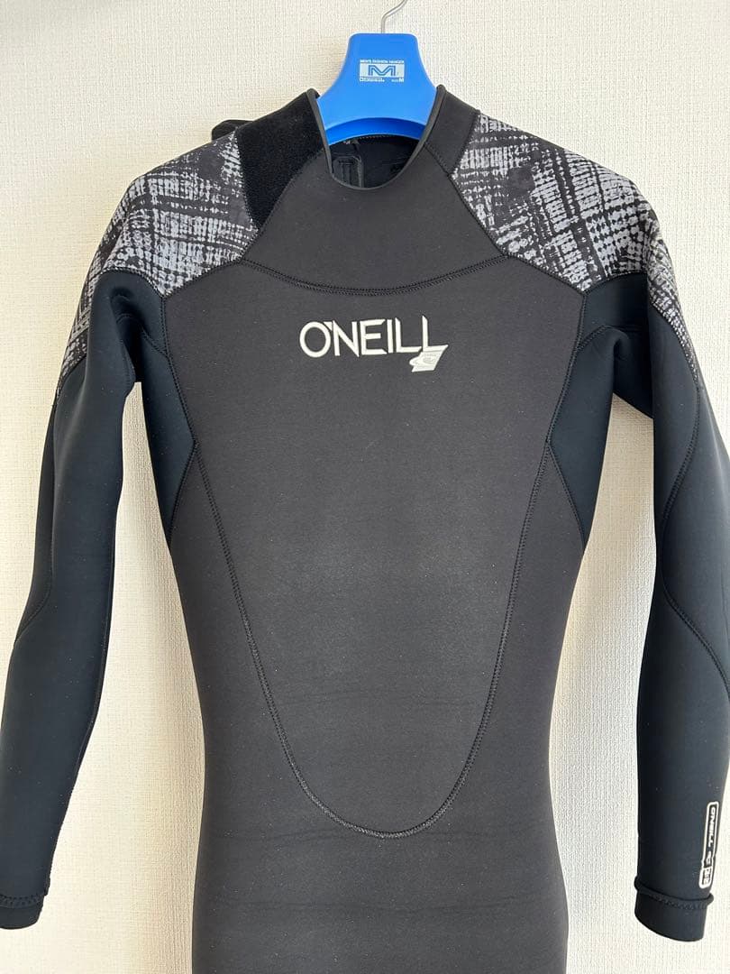 ウェットスーツ　オニール　スーパーフリーク