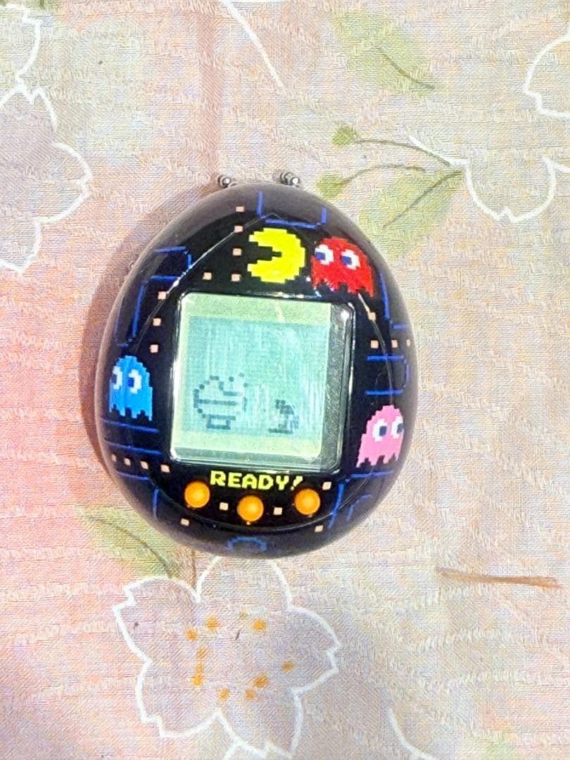 【動作確認済】海外限定　たまごっちナノ パックマン　ケース付き