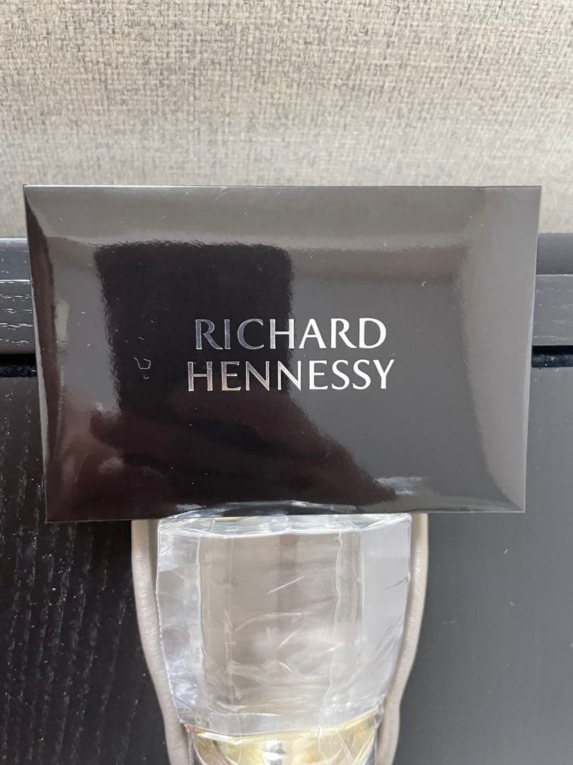 ysyRICHARD HENNESSY コニャック 70cl 専用ボックス