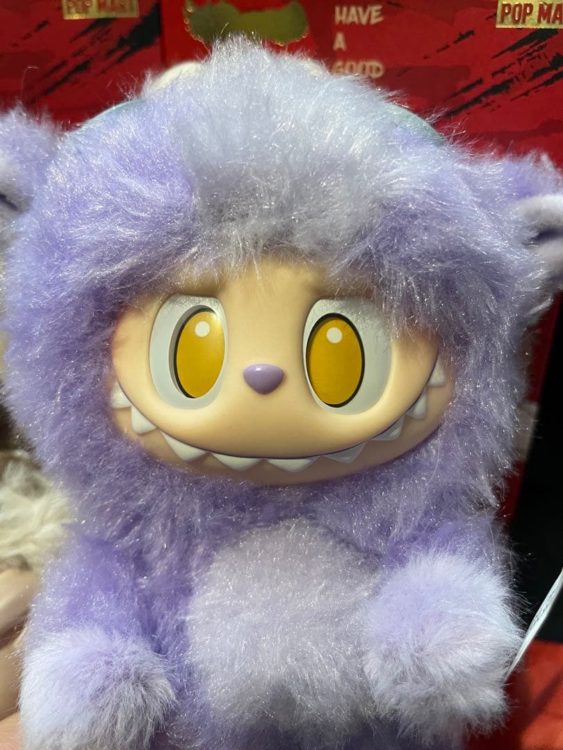 POPMART have a good run 馬力全開　スカルパンダ　ラブブ