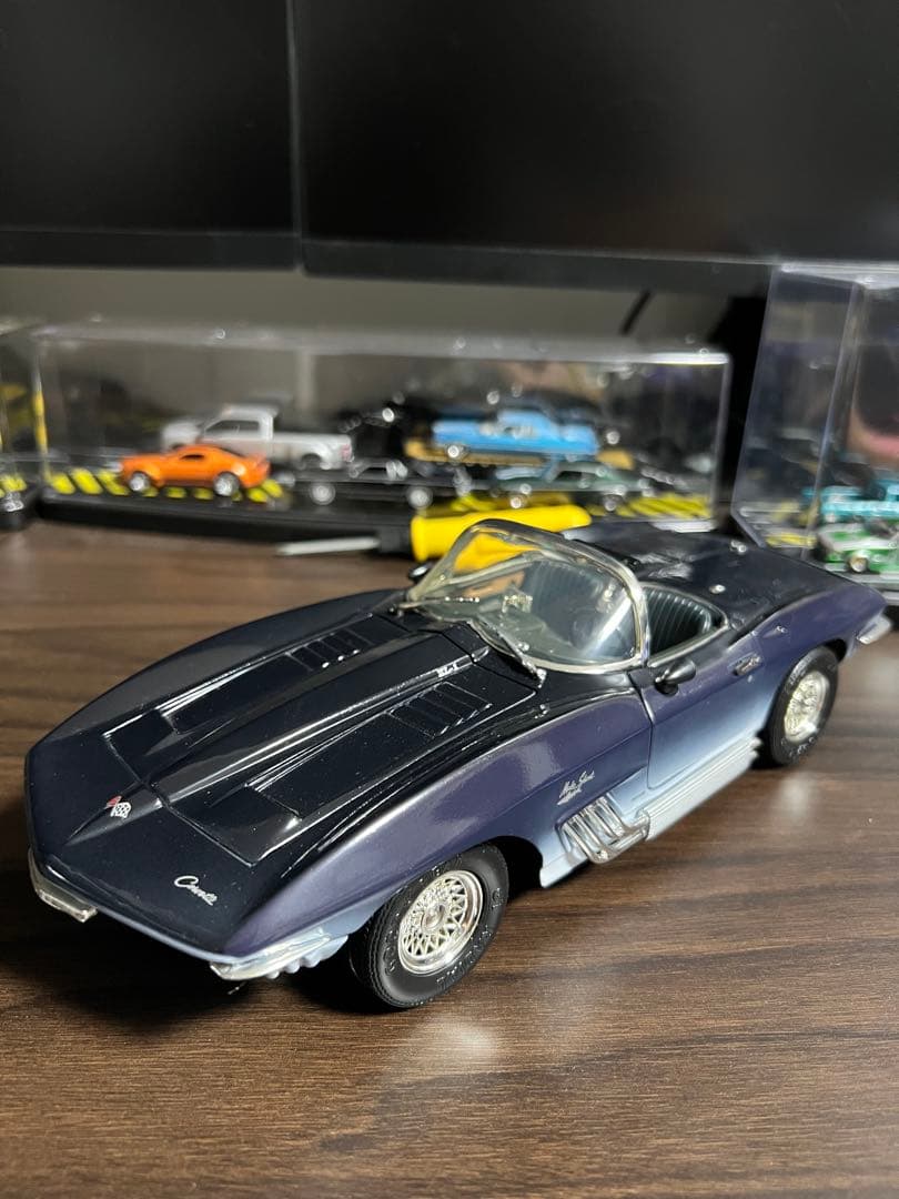 コルベット マコシャーク　1/18 ミニカー