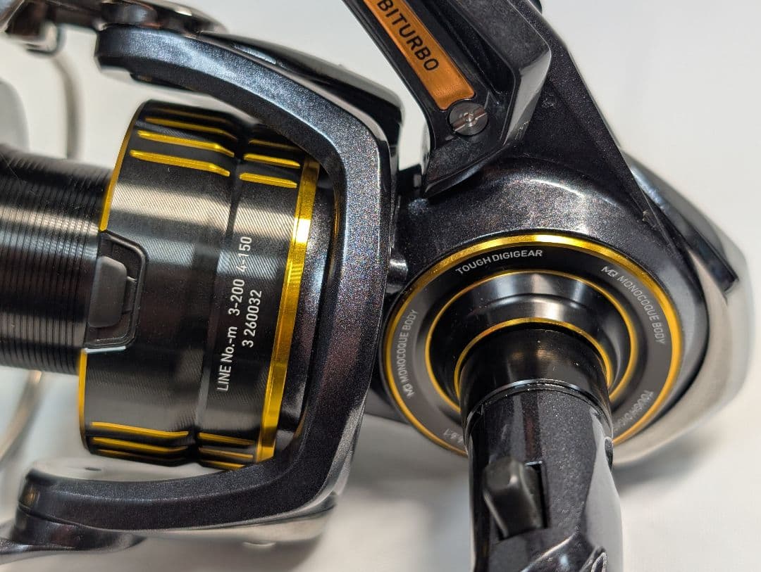 新品展示品　ダイワ　管294HP　23ラグザス　3000XH-LBD　未使用品