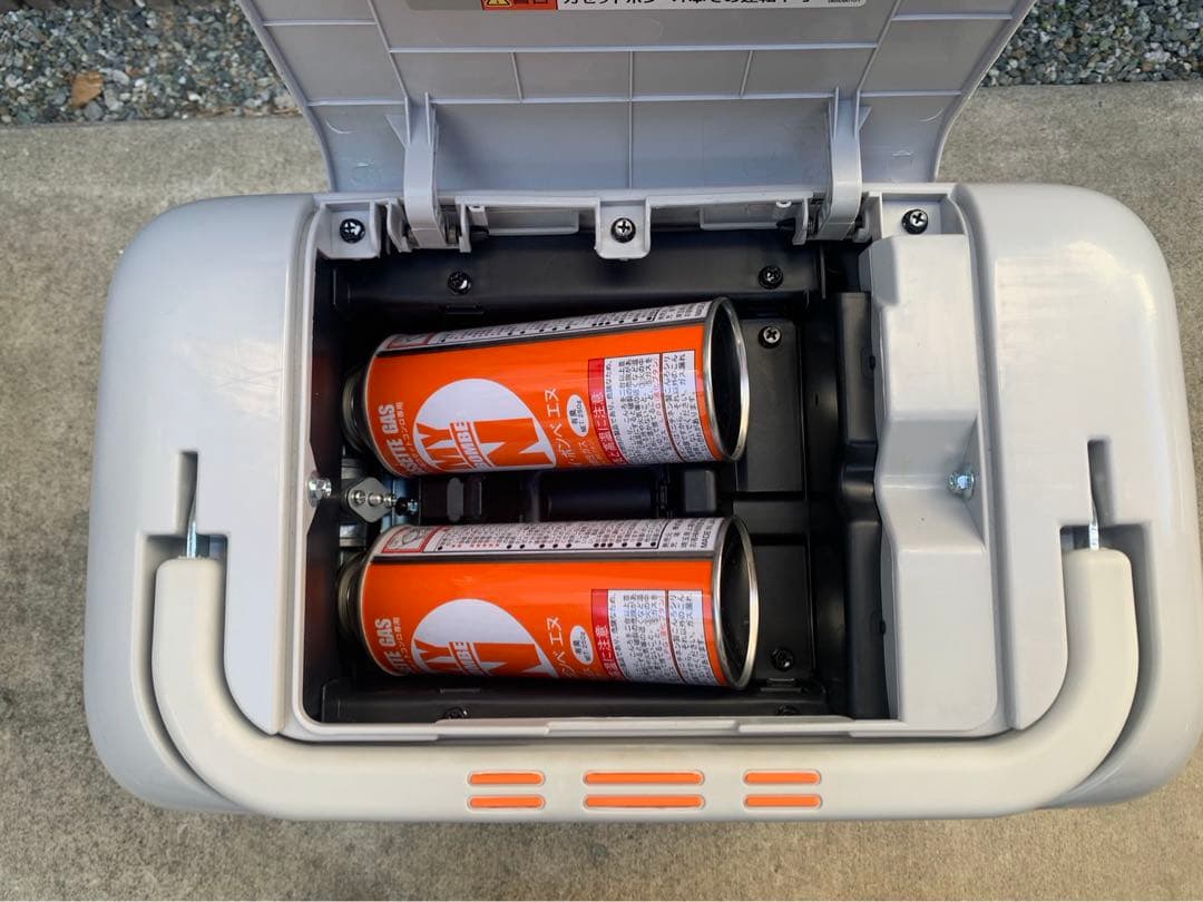 発電機　カセットガス式インバーター発電機