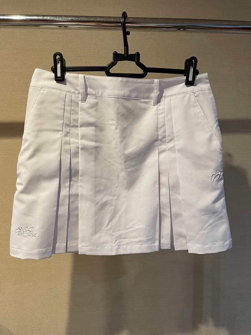 ホワイト プリーツスカート レディース ゴルフ　103