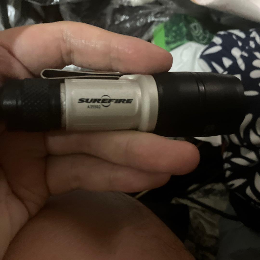 シャファイアー改バックアップ　SUREFIRE傷なし本体は新品です。