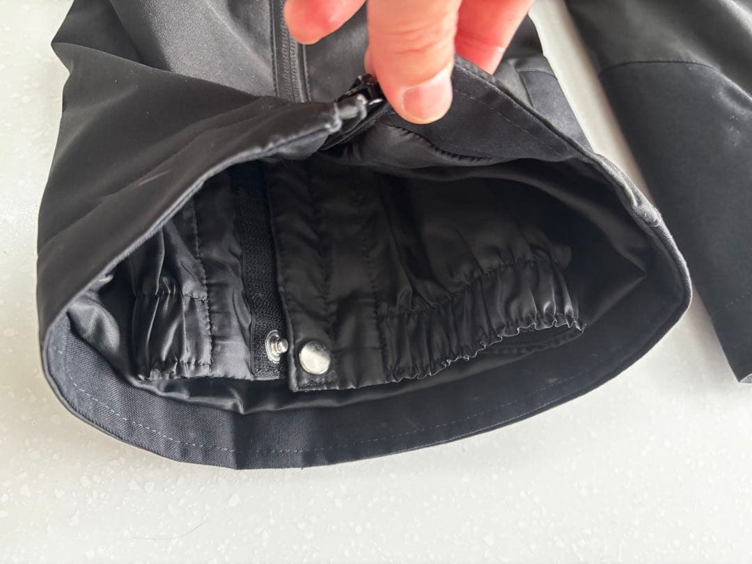 DESCENTEスキーウェア下のみ　サイドフルオープン　SSS