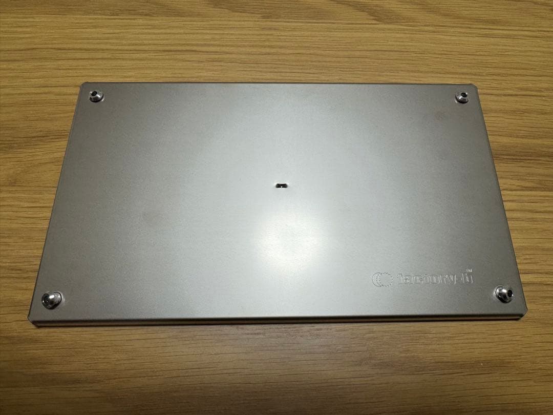 level factory-bチタンテーブルチタニウム