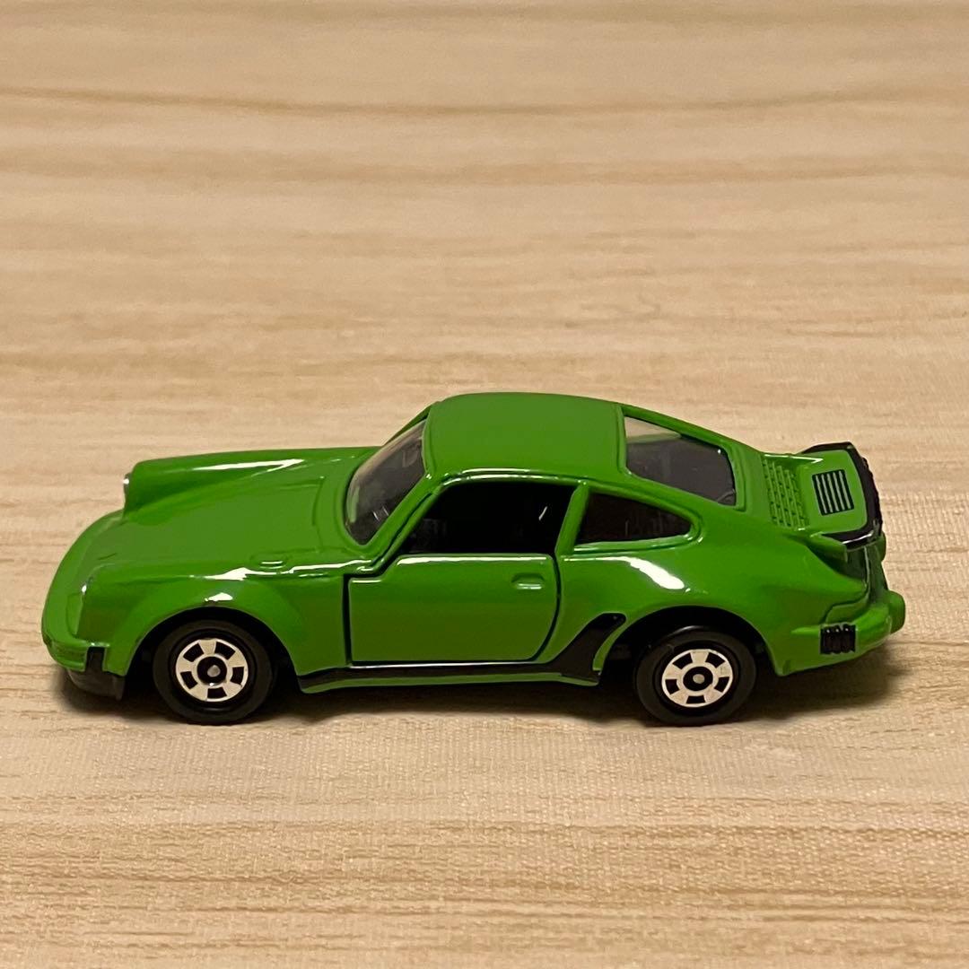 トミカ ポルシェ 930 ターボ No.F1 1/61