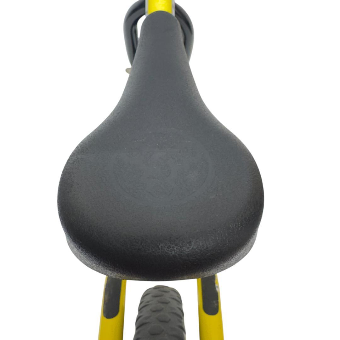 人気　ストライダー　12スポーツ　イエロー